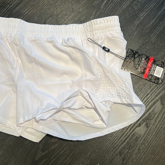 Spyder active shorts. Women’s size large. Brand new - Picture 3 of 4